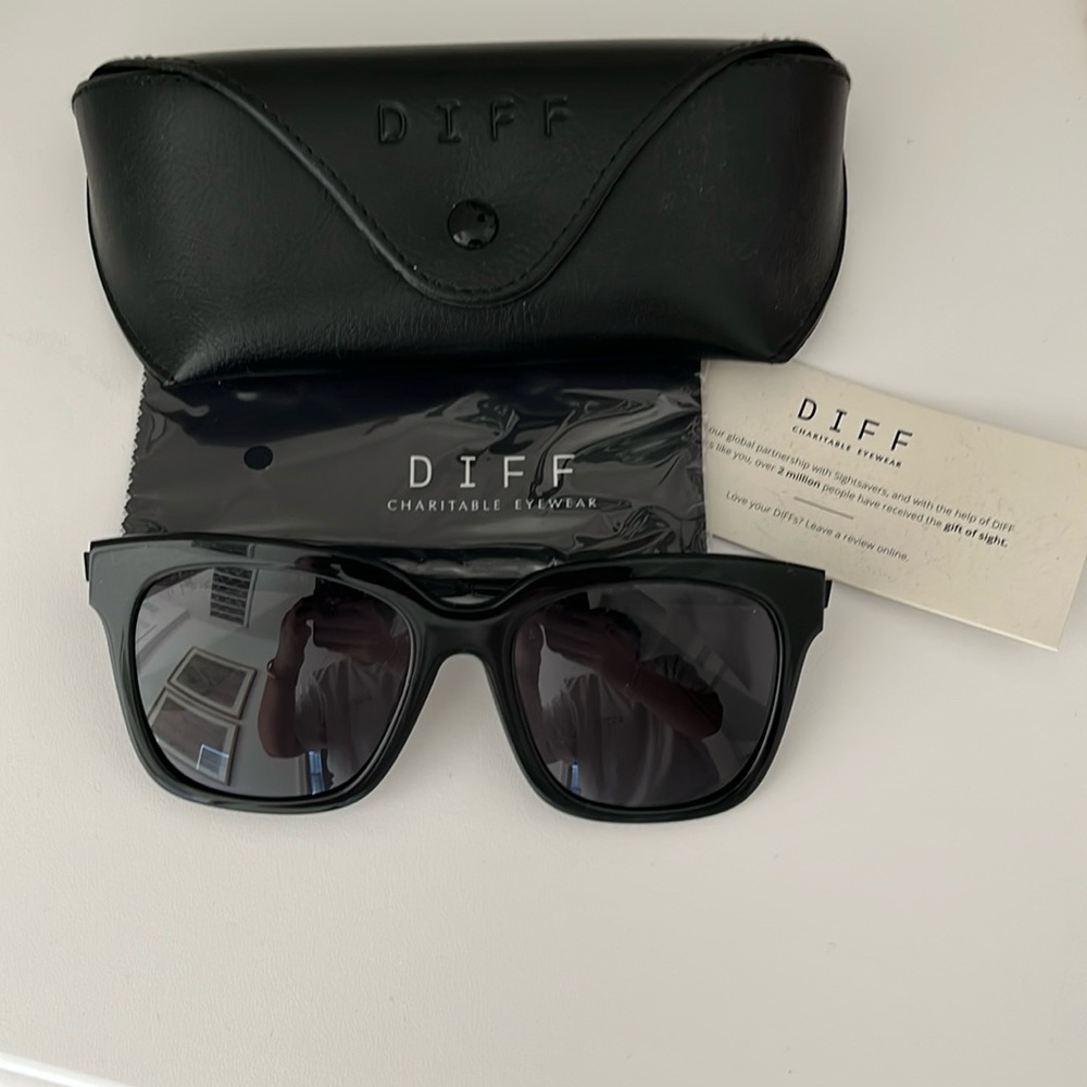 Diff Bella Polorarized Sunglasses